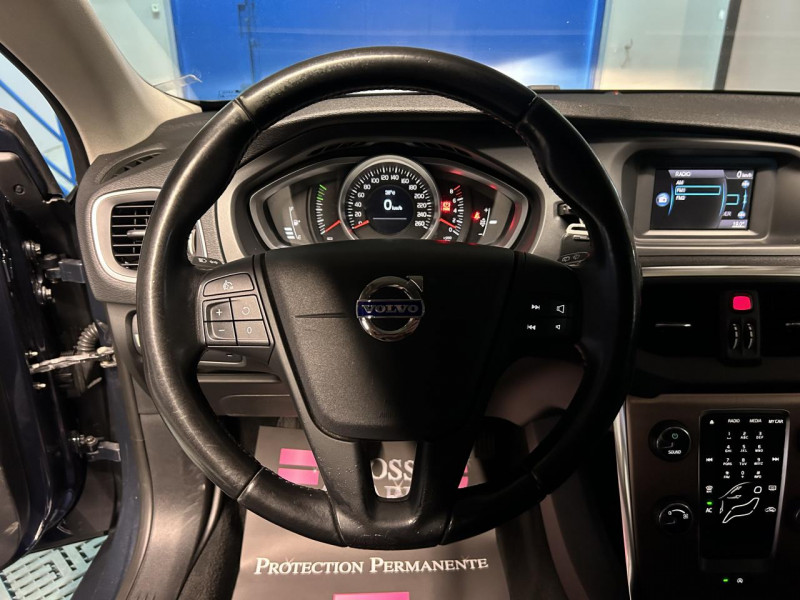 Photo 17 de l'offre de VOLVO V40 II T3 150 Start&Stop Kinetic à 10490€ chez MKP Distribution