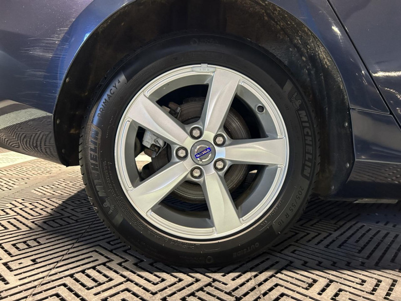 Photo 23 de l'offre de VOLVO V40 II T3 150 Start&Stop Kinetic à 10490€ chez MKP Distribution