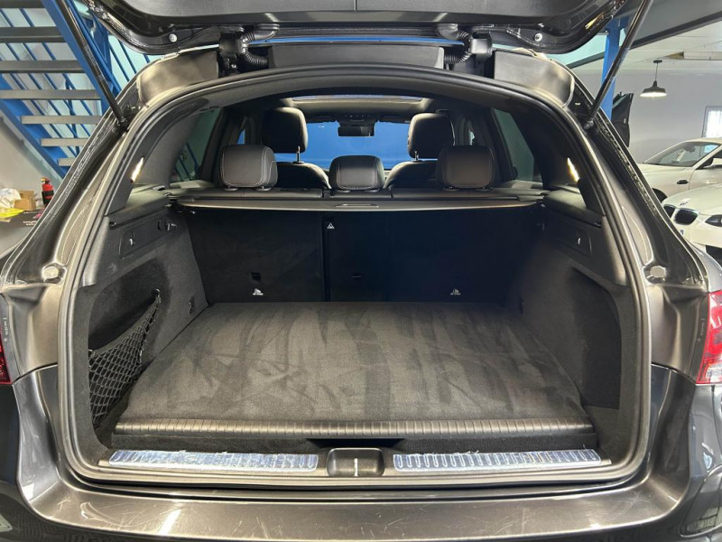 Photo 9 de l'offre de MERCEDES-BENZ GLC 2.0 300 de 306 4Matic AMG Line BVA à 35990€ chez MKP Distribution