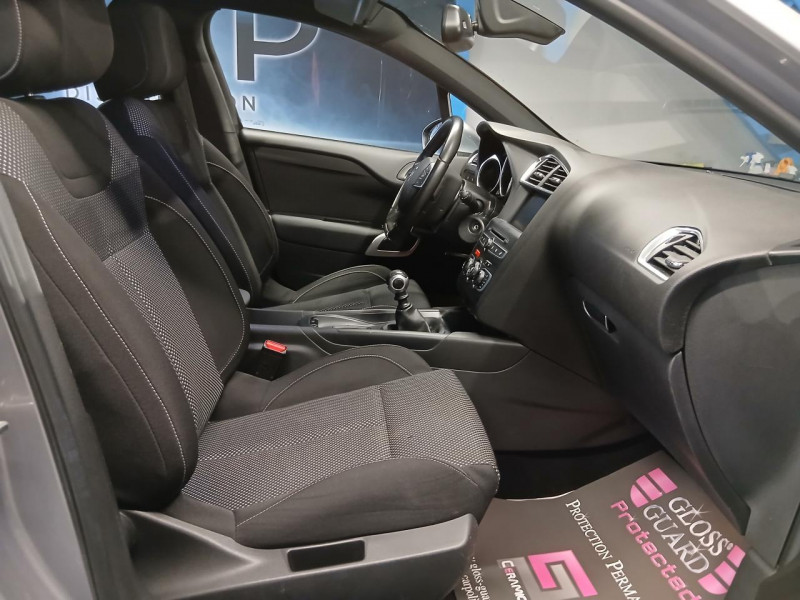 Photo 11 de l'offre de DS DS4 EXECUTIVE 1.6 BlueHDi 115 So Chic  BVM6 à 11490€ chez MKP Distribution