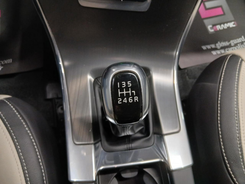 Photo 32 de l'offre de VOLVO XC60 2.0  D3 150 Momentum BVM à 18990€ chez MKP Distribution