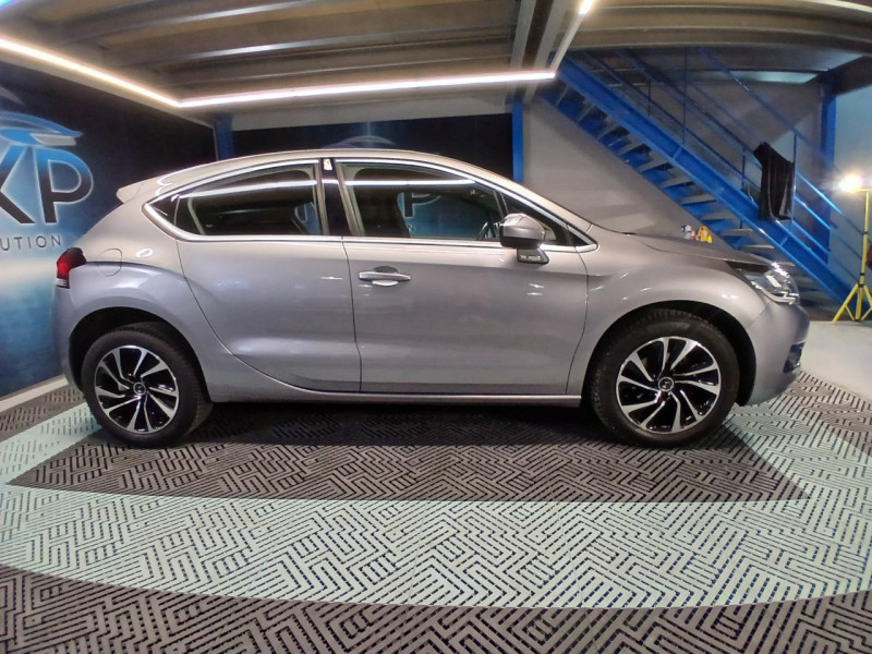 Photo 6 de l'offre de DS DS4 EXECUTIVE 1.6 BlueHDi 115 So Chic  BVM6 à 11490€ chez MKP Distribution
