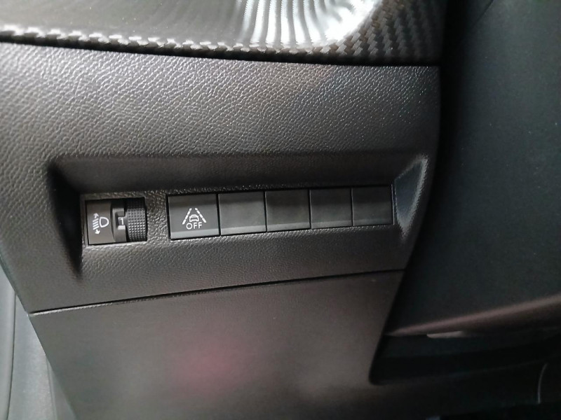 Photo 24 de l'offre de PEUGEOT 208 1.5 BlueHDi 100 Allure BVM6 à 13990€ chez MKP Distribution