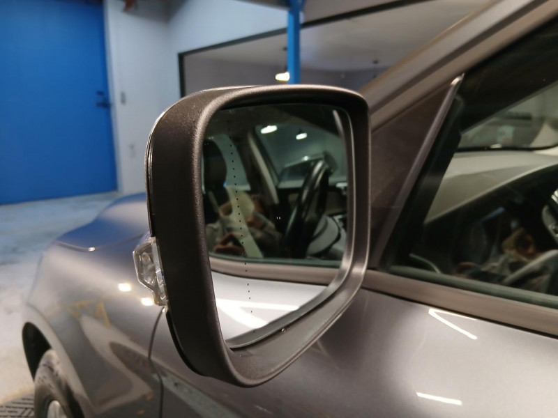 Photo 39 de l'offre de VOLVO XC60 2.0  D3 150 Momentum BVM à 18990€ chez MKP Distribution