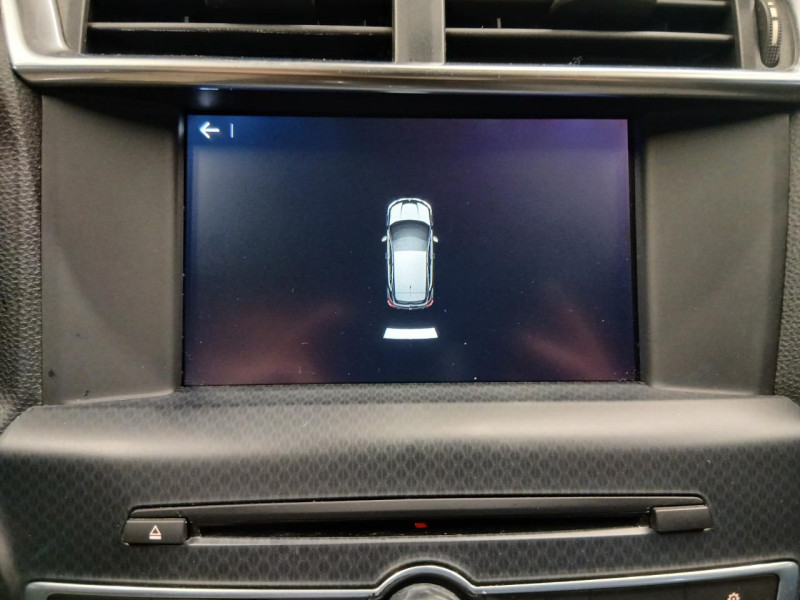 Photo 25 de l'offre de DS DS4 EXECUTIVE 1.6 BlueHDi 115 So Chic  BVM6 à 11490€ chez MKP Distribution