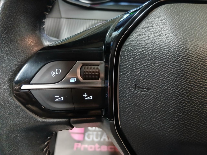 Photo 19 de l'offre de PEUGEOT 208 1.5 BlueHDi 100 Allure BVM6 à 13990€ chez MKP Distribution