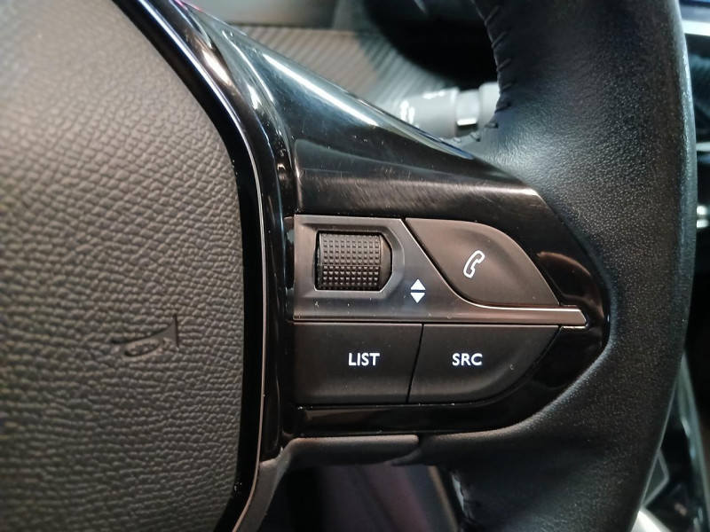 Photo 20 de l'offre de PEUGEOT 208 1.5 BlueHDi 100 Allure BVM6 à 13990€ chez MKP Distribution