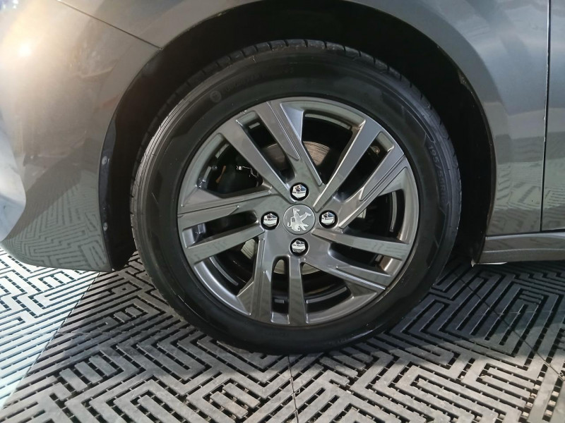 Photo 41 de l'offre de PEUGEOT 208 1.5 BlueHDi 100 Allure BVM6 à 13990€ chez MKP Distribution