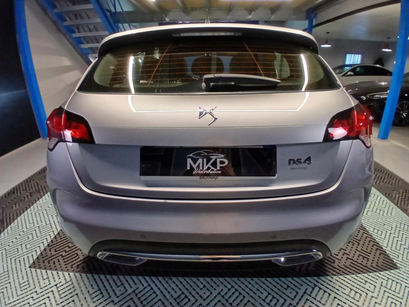 Photo 4 de l'offre de DS DS4 EXECUTIVE 1.6 BlueHDi 115 So Chic  BVM6 à 11490€ chez MKP Distribution
