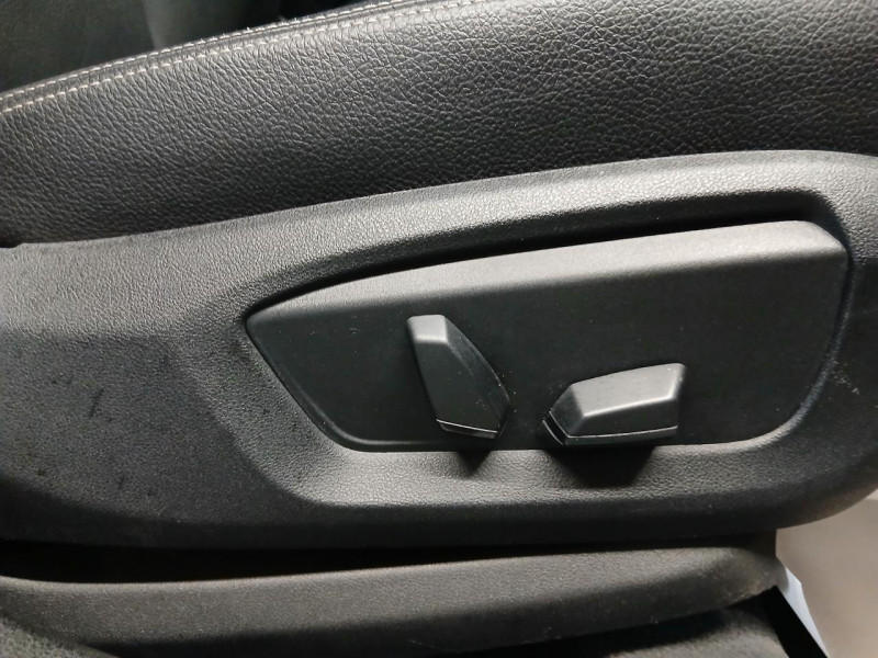 Photo 41 de l'offre de BMW SERIE 5 GRAN TURISMO  520da 2.0 163 F07 LCI Luxury  BVA à 23990€ chez MKP Distribution