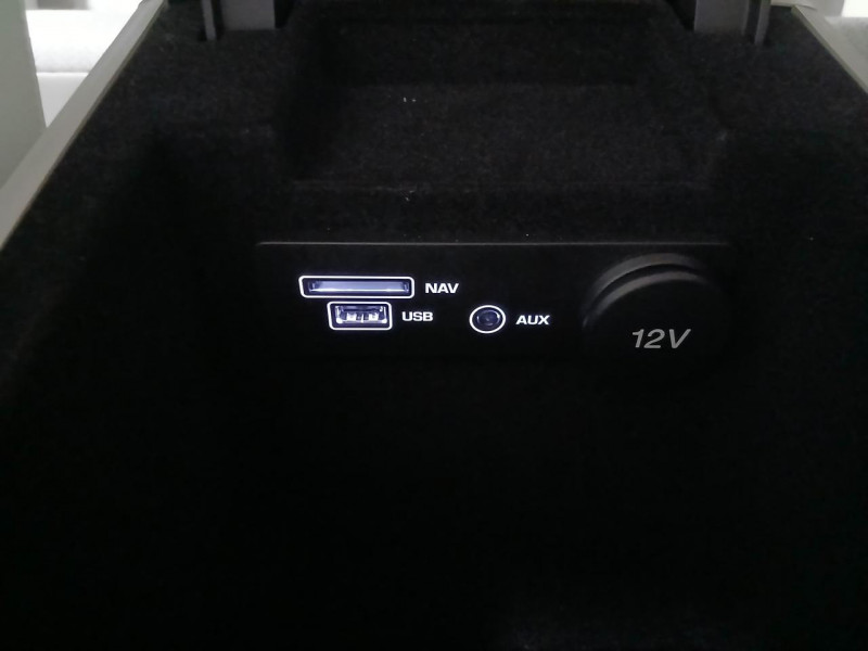 Photo 32 de l'offre de JAGUAR XF  2.0 D 180 Prestige BVA  à 15990€ chez MKP Distribution