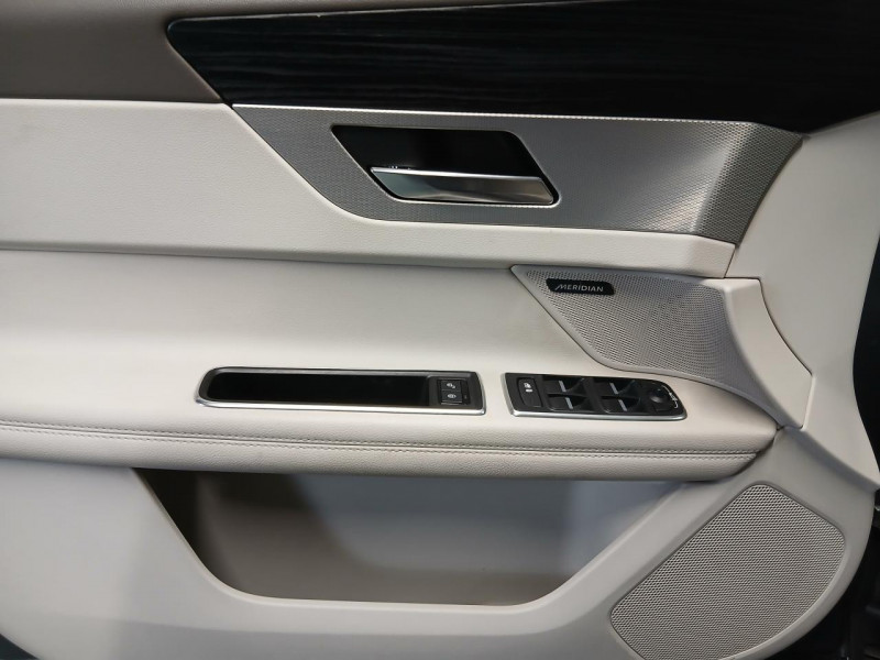 Photo 49 de l'offre de JAGUAR XF  2.0 D 180 Prestige BVA  à 15990€ chez MKP Distribution