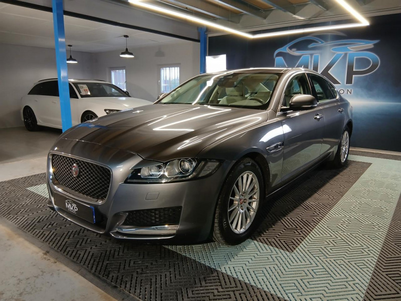 Jaguar XF  2.0 D 180 Prestige BVA  DIESEL  Occasion à vendre