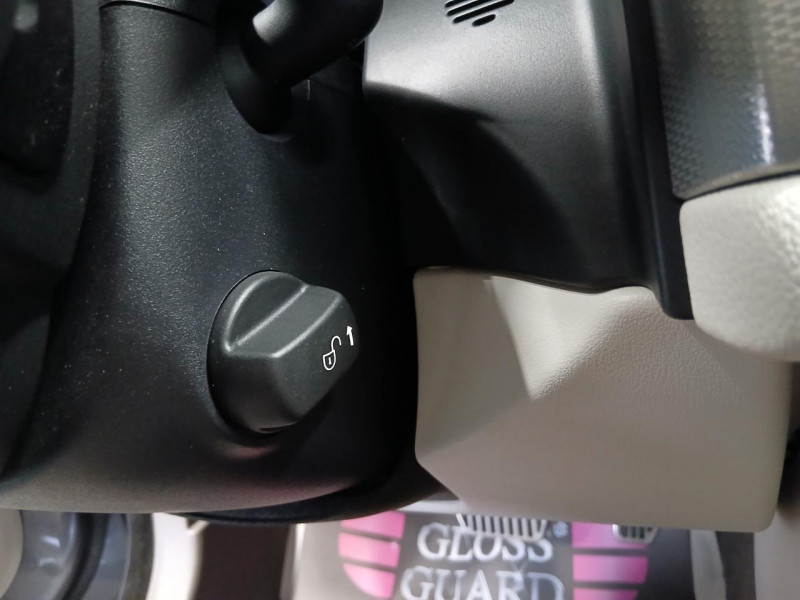 Photo 25 de l'offre de JAGUAR XF  2.0 D 180 Prestige BVA  à 15990€ chez MKP Distribution