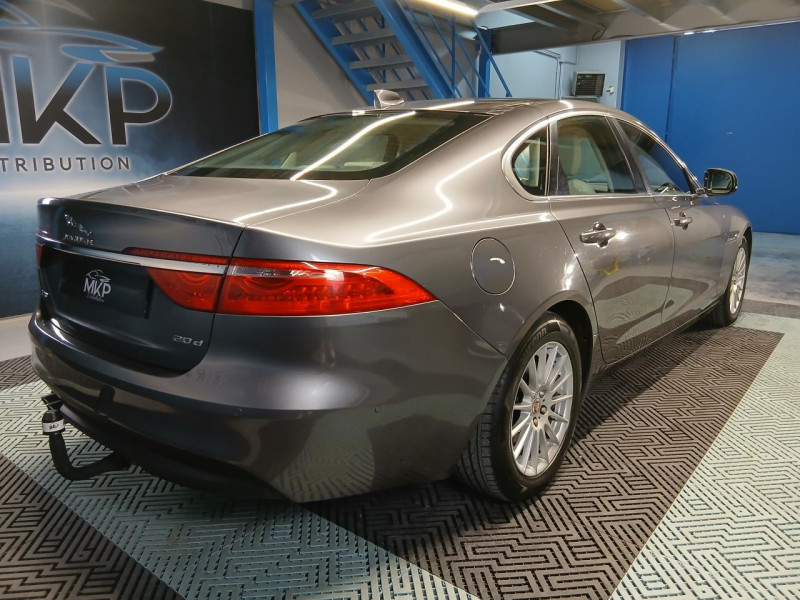 Photo 6 de l'offre de JAGUAR XF  2.0 D 180 Prestige BVA  à 15990€ chez MKP Distribution