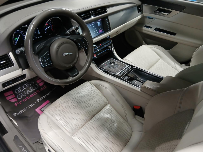 Photo 10 de l'offre de JAGUAR XF  2.0 D 180 Prestige BVA  à 15990€ chez MKP Distribution