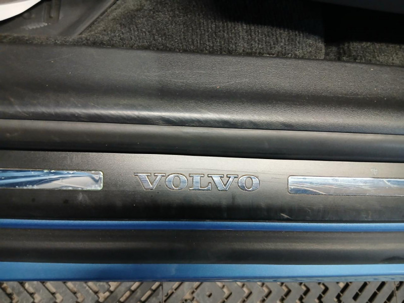 Photo 43 de l'offre de VOLVO XC60  D5 AWD 2.4 220 Summum Geartronic  à 22990€ chez MKP Distribution