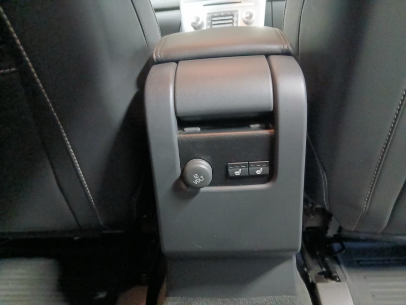 Photo 38 de l'offre de VOLVO XC60  D5 AWD 2.4 220 Summum Geartronic  à 22990€ chez MKP Distribution