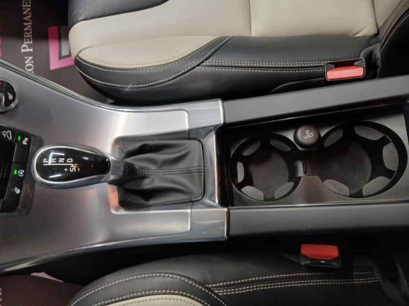 Photo 30 de l'offre de VOLVO XC60  D5 AWD 2.4 220 Summum Geartronic  à 22990€ chez MKP Distribution