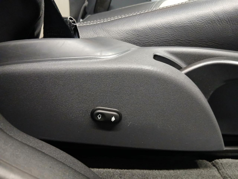 Photo 33 de l'offre de VOLVO XC60  D5 AWD 2.4 220 Summum Geartronic  à 22990€ chez MKP Distribution