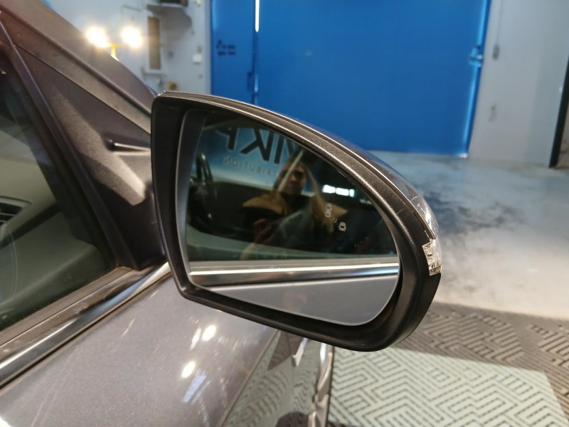 Photo 47 de l'offre de HYUNDAI IONIQ 1.6 Hybrid 141 Executive BVA à 14990€ chez MKP Distribution