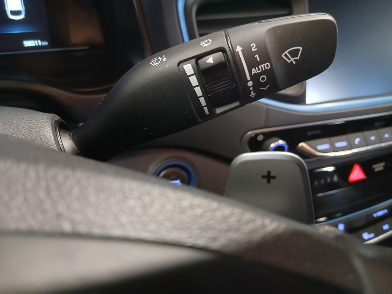 Photo 25 de l'offre de HYUNDAI IONIQ 1.6 Hybrid 141 Executive BVA à 14990€ chez MKP Distribution