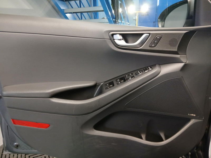 Photo 48 de l'offre de HYUNDAI IONIQ 1.6 Hybrid 141 Executive BVA à 14990€ chez MKP Distribution