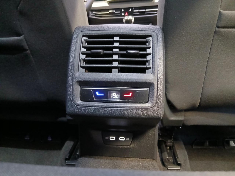 Photo 31 de l'offre de VOLKSWAGEN GOLF 2.0 TDI Life Plus 116 BVM6 - TVA à 25990€ chez MKP Distribution