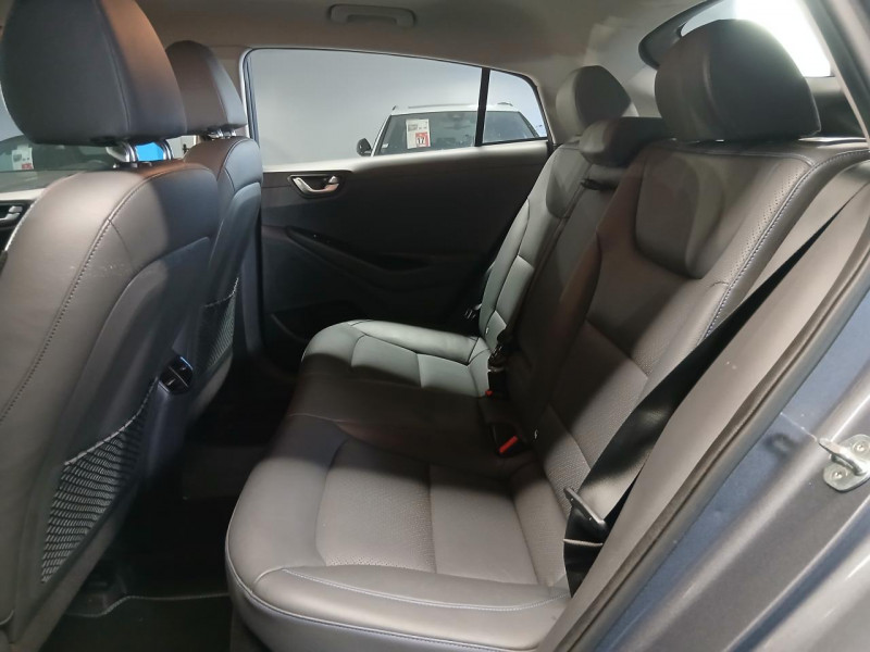 Photo 13 de l'offre de HYUNDAI IONIQ 1.6 Hybrid 141 Executive BVA à 14990€ chez MKP Distribution