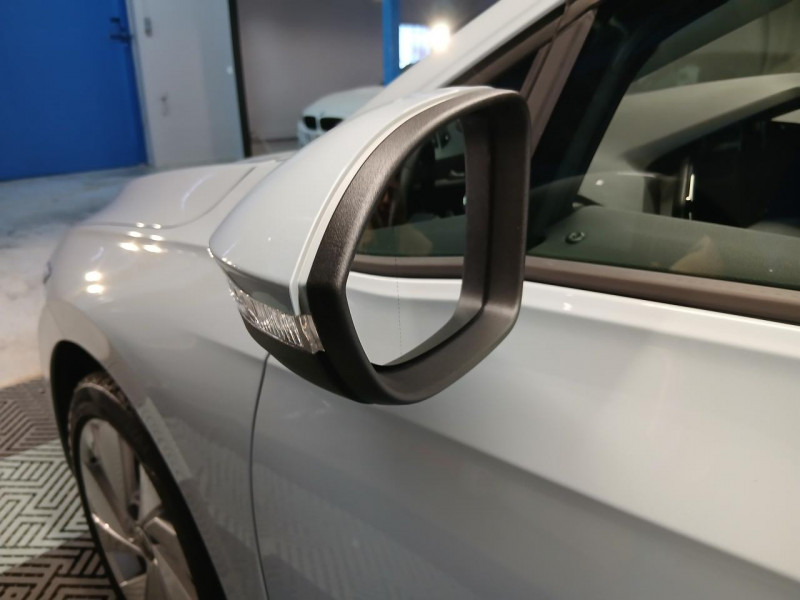 Photo 37 de l'offre de VOLKSWAGEN GOLF 2.0 TDI Life Plus 116 BVM6 - TVA à 25990€ chez MKP Distribution