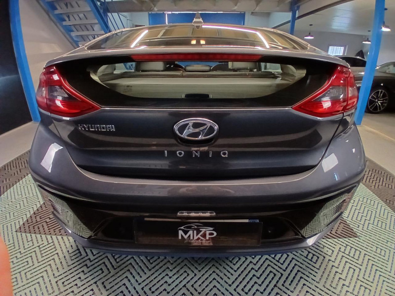 Photo 4 de l'offre de HYUNDAI IONIQ 1.6 Hybrid 141 Executive BVA à 14990€ chez MKP Distribution
