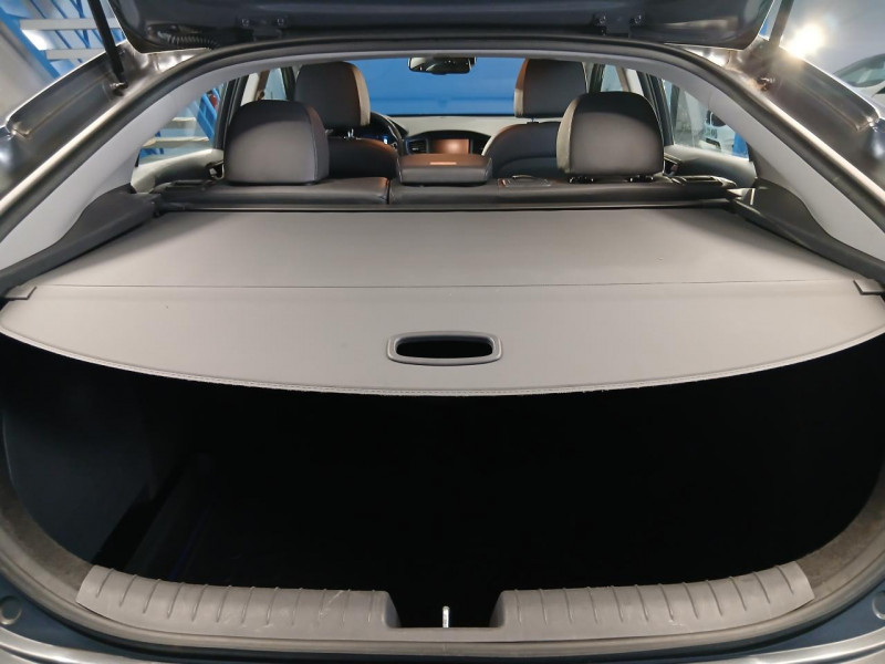 Photo 15 de l'offre de HYUNDAI IONIQ 1.6 Hybrid 141 Executive BVA à 14990€ chez MKP Distribution