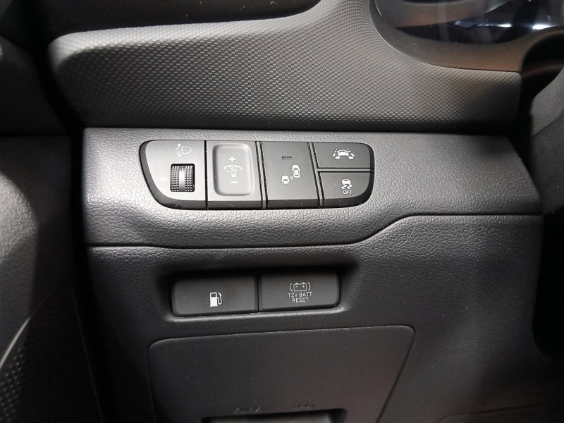 Photo 34 de l'offre de HYUNDAI IONIQ 1.6 Hybrid 141 Executive BVA à 14990€ chez MKP Distribution
