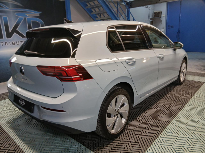 Photo 5 de l'offre de VOLKSWAGEN GOLF 2.0 TDI Life Plus 116 BVM6 - TVA à 25990€ chez MKP Distribution