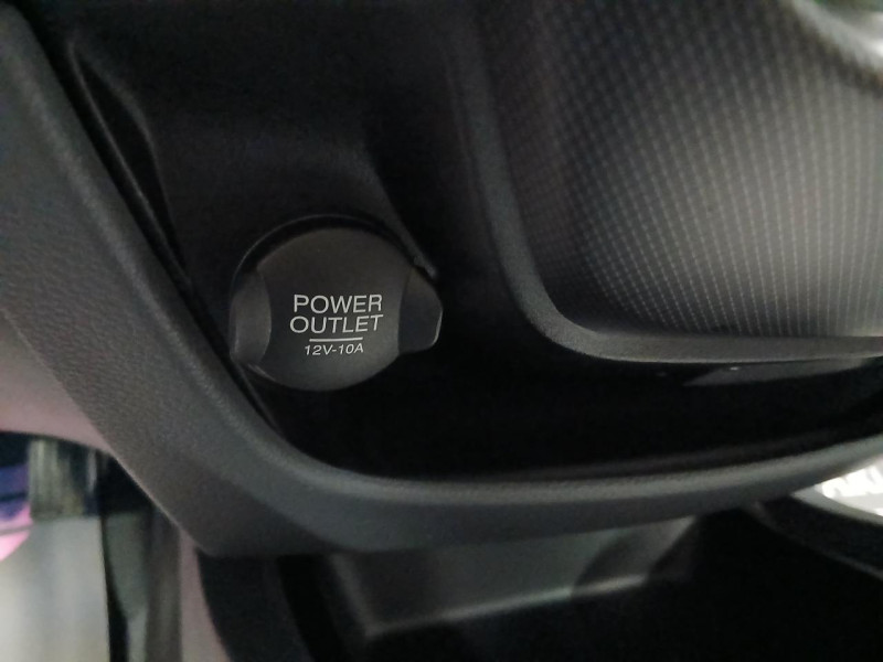 Photo 32 de l'offre de FORD RANGER DOUBLE CABINE  3.2 TDCi 200  WILDTRAK BVA à 29990€ chez MKP Distribution