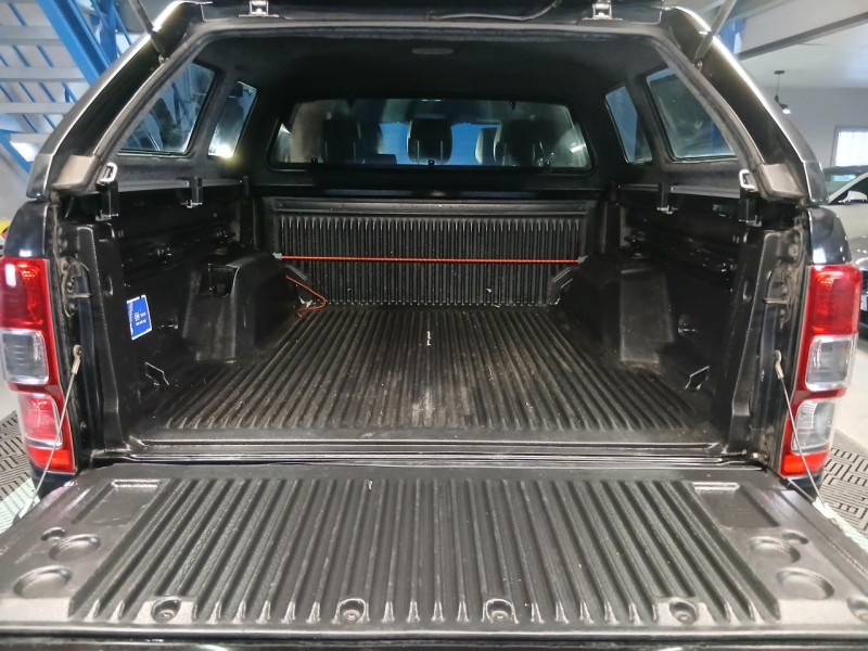 Photo 15 de l'offre de FORD RANGER DOUBLE CABINE  3.2 TDCi 200 WILDTRAK BVA à 29990€ chez MKP Distribution