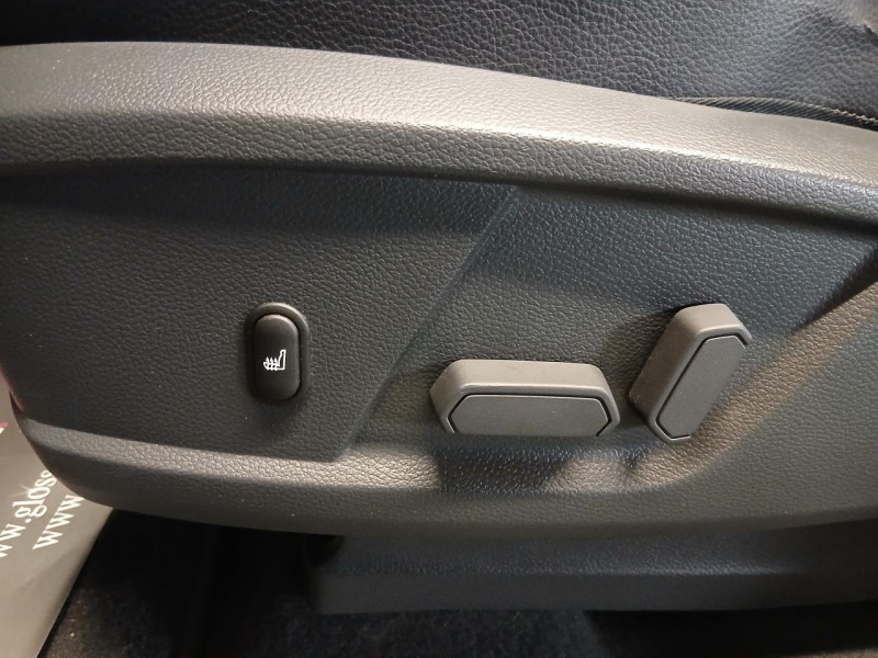 Photo 37 de l'offre de FORD RANGER DOUBLE CABINE  3.2 TDCi 200  WILDTRAK BVA à 29990€ chez MKP Distribution