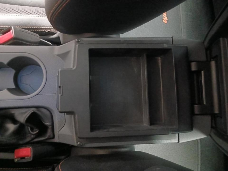 Photo 38 de l'offre de FORD RANGER DOUBLE CABINE  3.2 TDCi 200  WILDTRAK BVA à 29990€ chez MKP Distribution