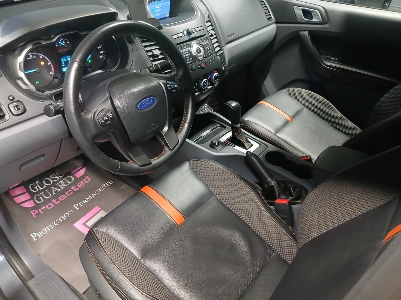 Photo 13 de l'offre de FORD RANGER DOUBLE CABINE  3.2 TDCi 200  WILDTRAK BVA à 29990€ chez MKP Distribution