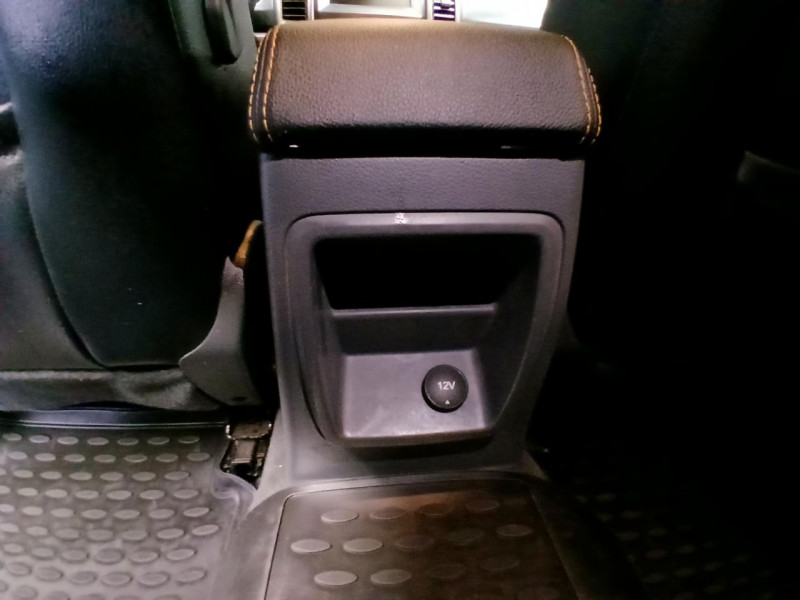 Photo 36 de l'offre de FORD RANGER DOUBLE CABINE  3.2 TDCi 200 WILDTRAK BVA à 29990€ chez MKP Distribution