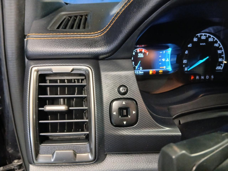 Photo 32 de l'offre de FORD RANGER DOUBLE CABINE  3.2 TDCi 200 WILDTRAK BVA à 29990€ chez MKP Distribution
