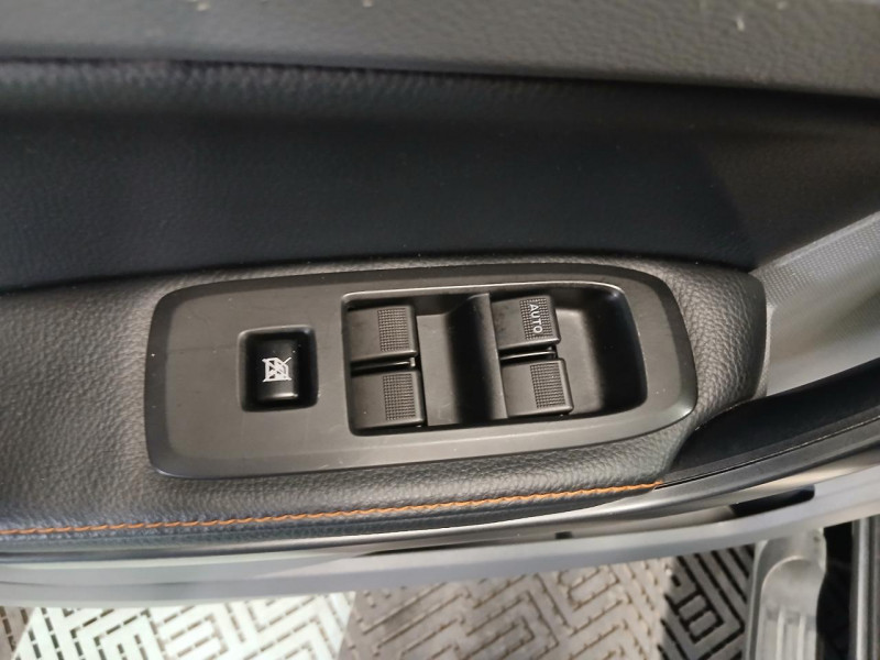 Photo 48 de l'offre de FORD RANGER DOUBLE CABINE  3.2 TDCi 200  WILDTRAK BVA à 29990€ chez MKP Distribution