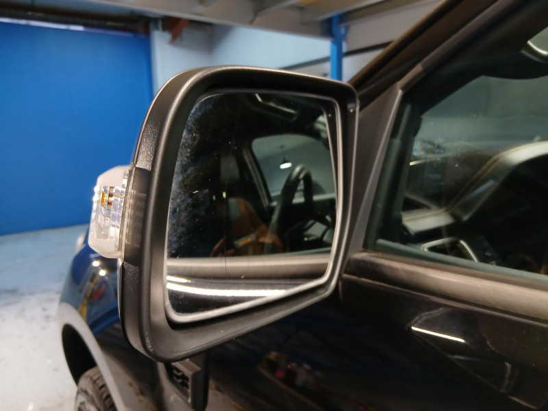 Photo 45 de l'offre de FORD RANGER DOUBLE CABINE  3.2 TDCi 200 WILDTRAK BVA à 29990€ chez MKP Distribution