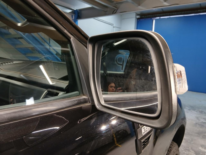 Photo 46 de l'offre de FORD RANGER DOUBLE CABINE  3.2 TDCi 200 WILDTRAK BVA à 29990€ chez MKP Distribution