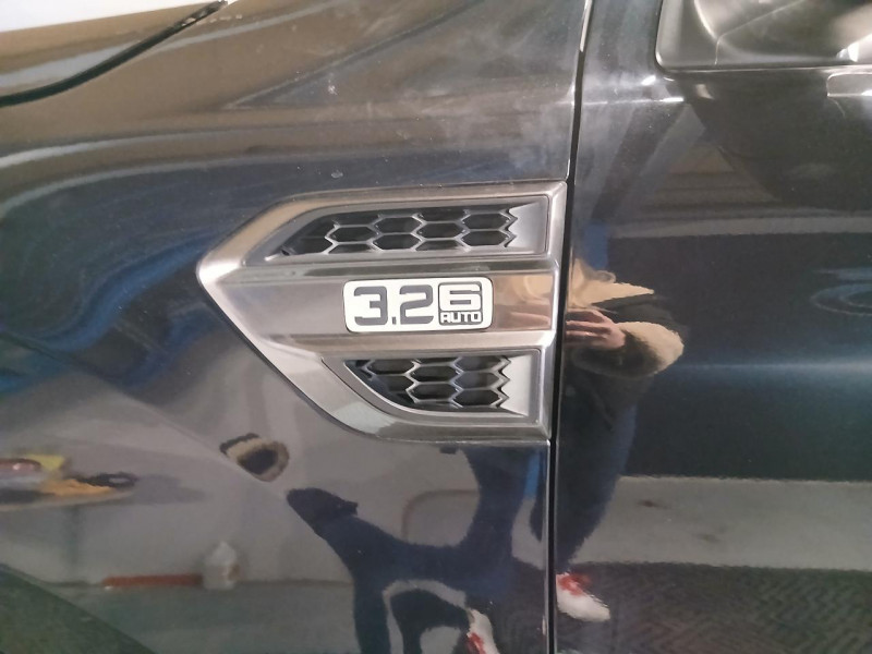 Photo 49 de l'offre de FORD RANGER DOUBLE CABINE  3.2 TDCi 200 WILDTRAK BVA à 29990€ chez MKP Distribution