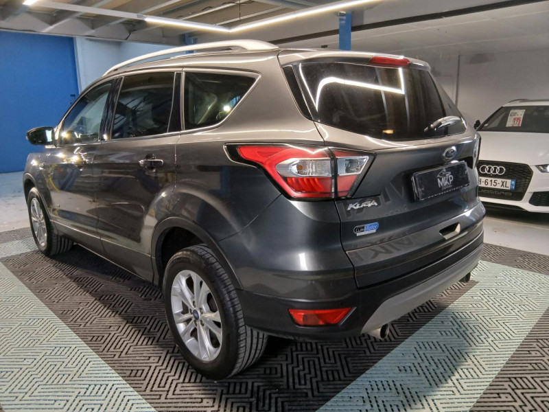 Photo 3 de l'offre de FORD KUGA 2.0 TDCi 180 AWD Titanium BVA à 15990€ chez MKP Distribution