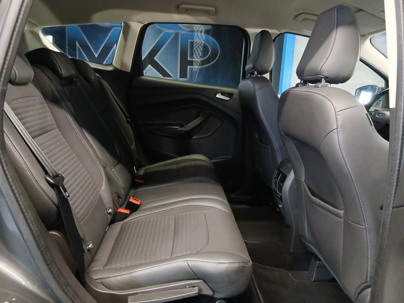 Photo 16 de l'offre de FORD KUGA 2.0 TDCi 180 AWD Titanium BVA à 15990€ chez MKP Distribution