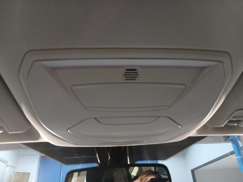 Photo 39 de l'offre de FORD KUGA 2.0 TDCi 180 AWD Titanium BVA à 15990€ chez MKP Distribution