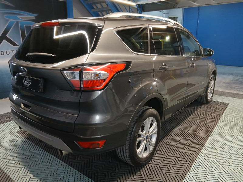 Photo 5 de l'offre de FORD KUGA 2.0 TDCi 180 AWD Titanium BVA à 15990€ chez MKP Distribution