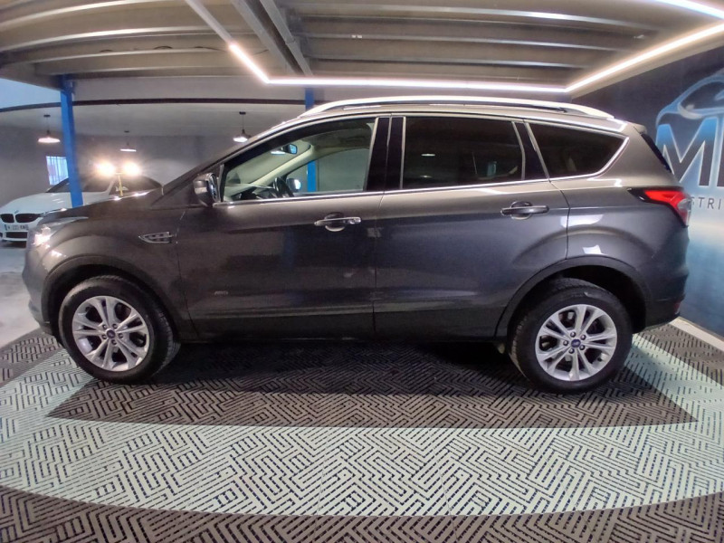 Photo 2 de l'offre de FORD KUGA 2.0 TDCi 180 AWD Titanium BVA à 15990€ chez MKP Distribution